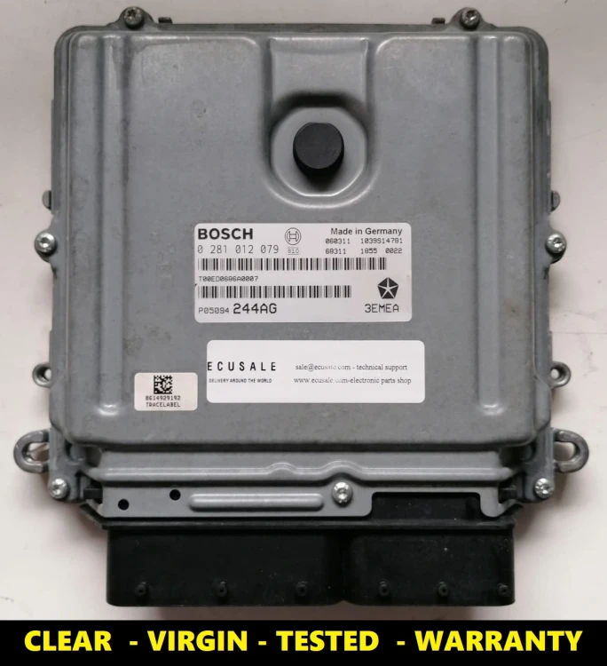 centralina del motore con numeri Bosch 0281012079 e P05094244AG ben visibili – pezzo originale testato per Jeep