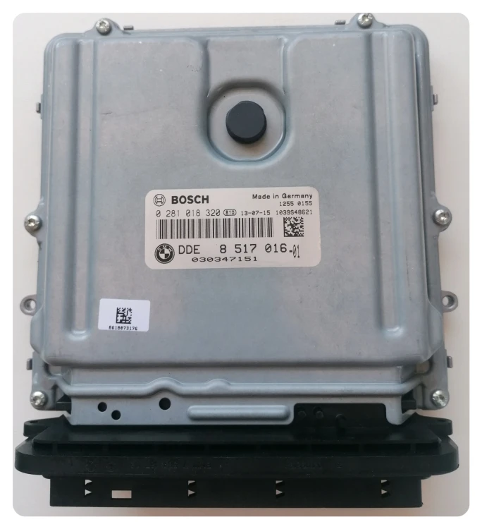 8517016 0281018320 centralina motore BMW 3.0 Diesel DDE8517016 X5 / X6