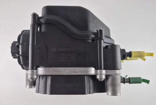 098644D252 500061900 pompe AdBlue Bosch Iveco