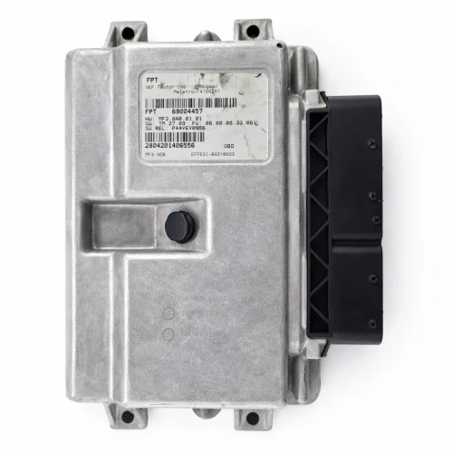Centralina motore IVECO 69004457 2804201406556 Magneti Marelli MF3.8 ECU