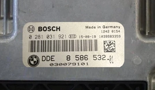 Etiqueta de la centralita del motor BMW Bosch 0281031921 8586532-01