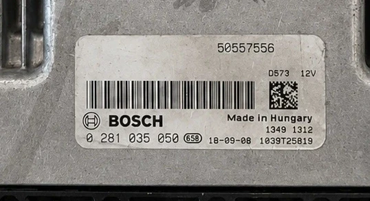 Étiquette du calculateur moteur Bosch 50557556 0281035050 1039T25819 Alfa Romeo Giulia