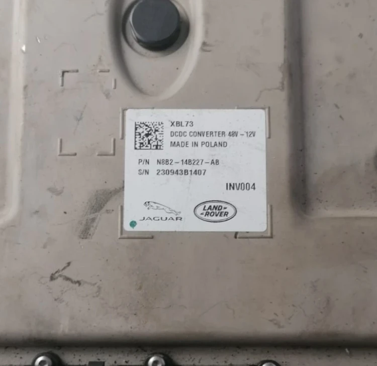Photo de l’étiquette N8B214B227AB convertisseur DC/DC 48V-12V XBL73 INV004
