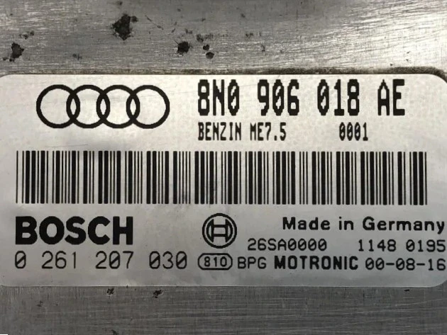 Étiquette du calculateur moteur Bosch 0261207030 ME7.5 engine ECU for Audi TT, OEM 8N0906018AE