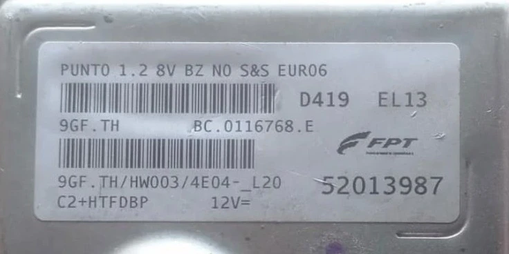 Etiqueta de la centralita del motor Fiat Punto 52013987, 9GF.TH HW003, BC.0116768.E i 4E04-_L20