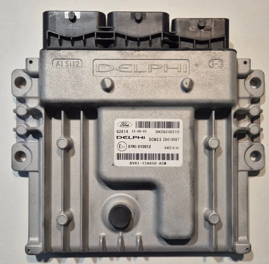 Collection de calculateurs moteur Ford DCM3.5 chez ECUSale